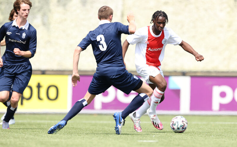 Jaynilson Geoffrey maakt de overstap van Alphense Boys naar Ajax Amsterdam!